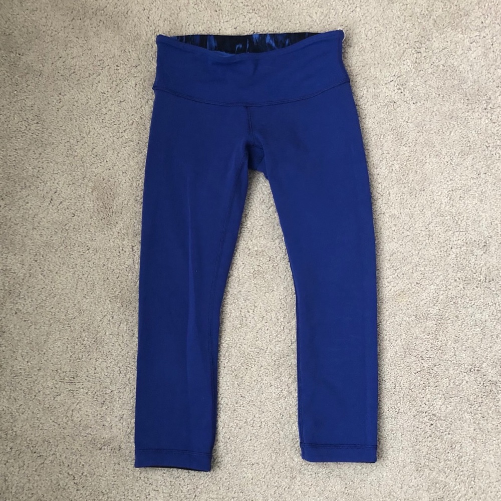 SALE Lululemon cropped leggings
